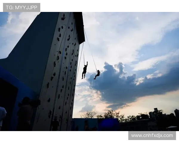 成都攀岩队力量之争引发热议探讨攀岩运动的公平与竞技精神